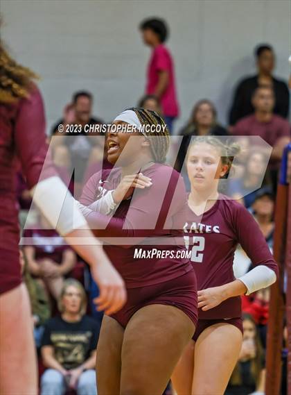 Thumbnail 2 in Bonita Springs @ Braden River (FHSAA 5A Region 3 Quarterfinal) photogallery.