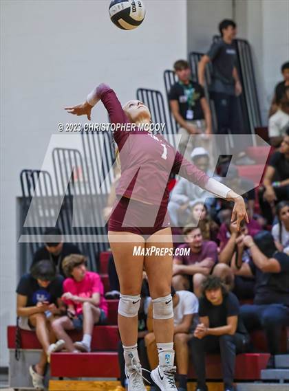 Thumbnail 3 in Bonita Springs @ Braden River (FHSAA 5A Region 3 Quarterfinal) photogallery.