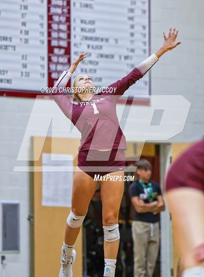 Thumbnail 3 in Bonita Springs @ Braden River (FHSAA 5A Region 3 Quarterfinal) photogallery.
