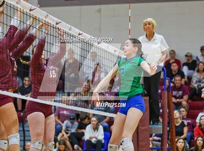 Thumbnail 3 in Bonita Springs @ Braden River (FHSAA 5A Region 3 Quarterfinal) photogallery.