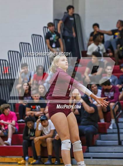Thumbnail 2 in Bonita Springs @ Braden River (FHSAA 5A Region 3 Quarterfinal) photogallery.