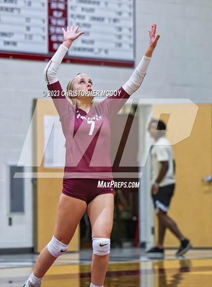 Thumbnail 2 in Bonita Springs @ Braden River (FHSAA 5A Region 3 Quarterfinal) photogallery.