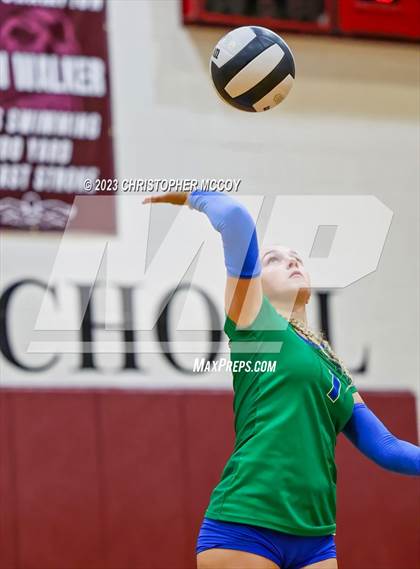 Thumbnail 3 in Bonita Springs @ Braden River (FHSAA 5A Region 3 Quarterfinal) photogallery.