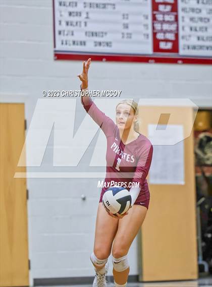 Thumbnail 3 in Bonita Springs @ Braden River (FHSAA 5A Region 3 Quarterfinal) photogallery.