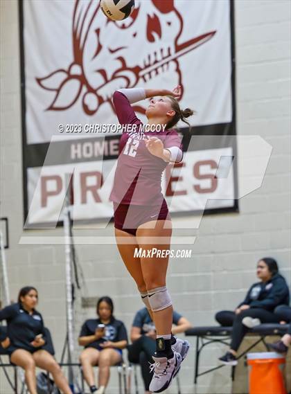 Thumbnail 3 in Bonita Springs @ Braden River (FHSAA 5A Region 3 Quarterfinal) photogallery.