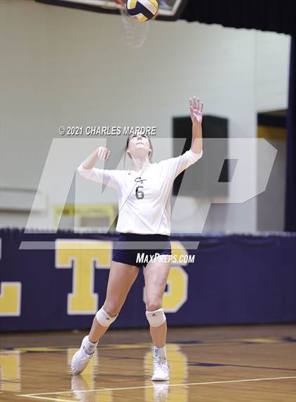 Thumbnail 3 in Terry Sanford @ Cape Fear photogallery.