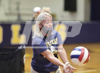 Thumbnail 2 in Terry Sanford @ Cape Fear photogallery.
