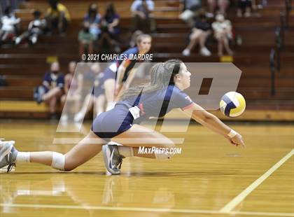 Thumbnail 2 in Terry Sanford @ Cape Fear photogallery.