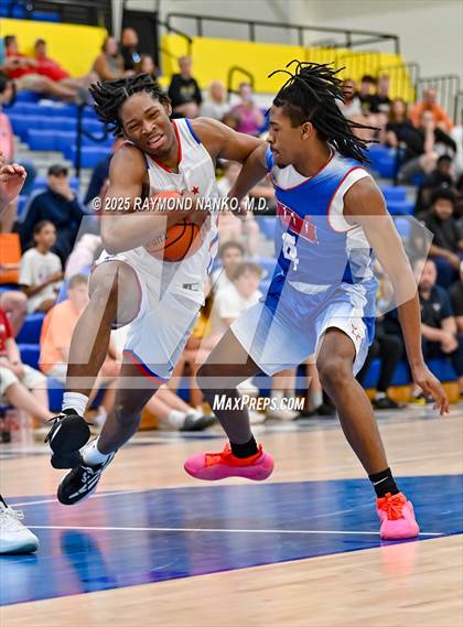 Thumbnail 2 in Indiana All-Stars (Junior vs Senior) photogallery.