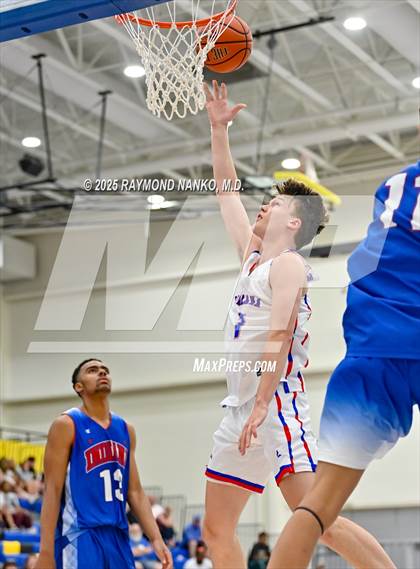 Thumbnail 2 in Indiana All-Stars (Junior vs Senior) photogallery.