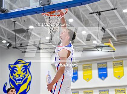 Thumbnail 1 in Indiana All-Stars (Junior vs Senior) photogallery.