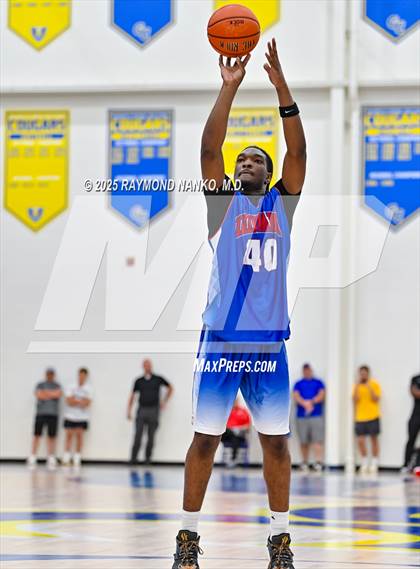 Thumbnail 3 in Indiana All-Stars (Junior vs Senior) photogallery.