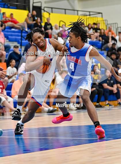 Thumbnail 1 in Indiana All-Stars (Junior vs Senior) photogallery.