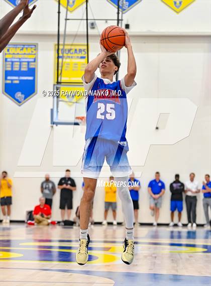 Thumbnail 1 in Indiana All-Stars (Junior vs Senior) photogallery.