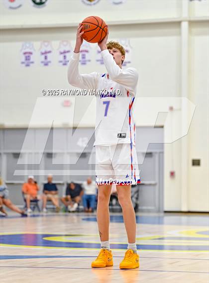 Thumbnail 3 in Indiana All-Stars (Junior vs Senior) photogallery.