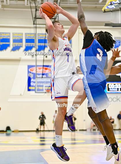 Thumbnail 2 in Indiana All-Stars (Junior vs Senior) photogallery.