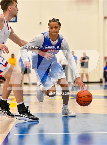 Thumbnail 1 in Indiana All-Stars (Junior vs Senior) photogallery.