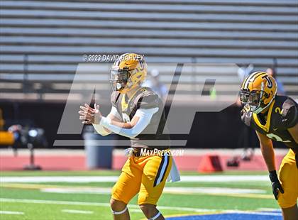 Thumbnail 2 in Greeley West vs Thomas Jefferson photogallery.