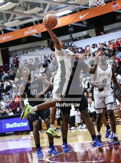 Thumbnail 3 in Neumann-Goretti vs. Vashon (Spalding Hoophall Classic) photogallery.