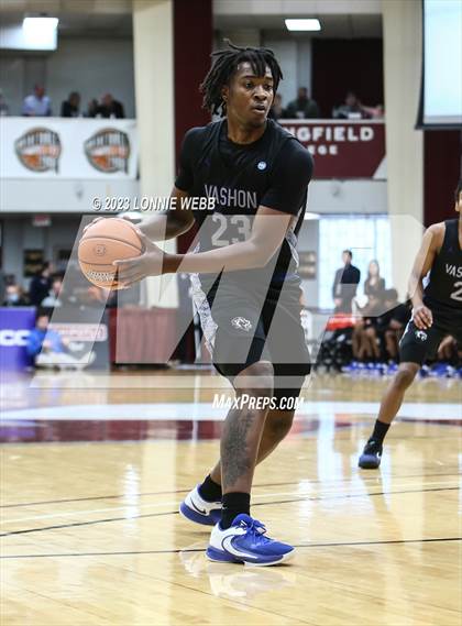 Thumbnail 2 in Neumann-Goretti vs. Vashon (Spalding Hoophall Classic) photogallery.
