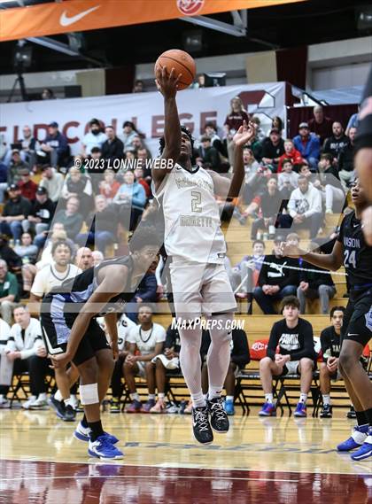 Thumbnail 3 in Neumann-Goretti vs. Vashon (Spalding Hoophall Classic) photogallery.
