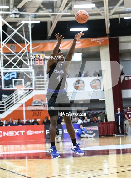 Thumbnail 1 in Neumann-Goretti vs. Vashon (Spalding Hoophall Classic) photogallery.