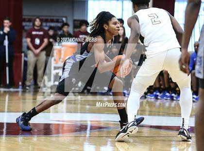 Thumbnail 3 in Neumann-Goretti vs. Vashon (Spalding Hoophall Classic) photogallery.