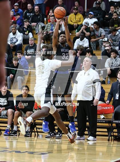 Thumbnail 2 in Neumann-Goretti vs. Vashon (Spalding Hoophall Classic) photogallery.
