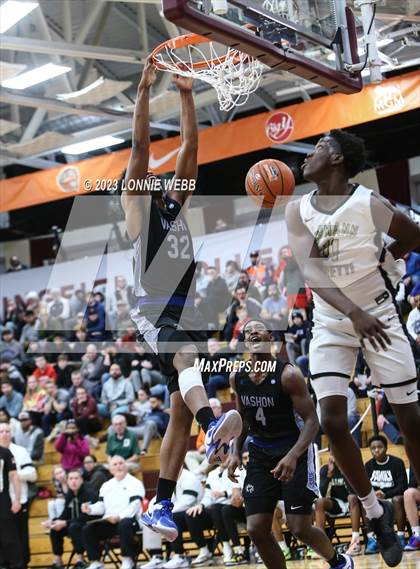 Thumbnail 2 in Neumann-Goretti vs. Vashon (Spalding Hoophall Classic) photogallery.
