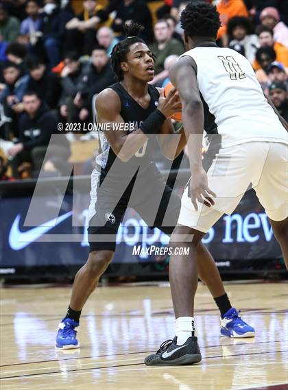 Thumbnail 1 in Neumann-Goretti vs. Vashon (Spalding Hoophall Classic) photogallery.