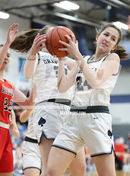 Thumbnail 1 in  Jonathan Alder vs Granville (OHSAA D2 District Final) photogallery.