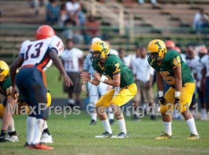 Thumbnail 2 in Vance vs. Independence photogallery.
