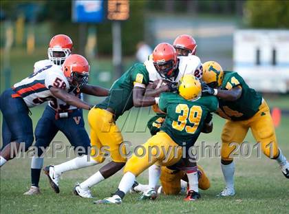 Thumbnail 1 in Vance vs. Independence photogallery.