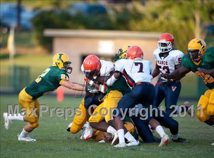 Thumbnail 2 in Vance vs. Independence photogallery.