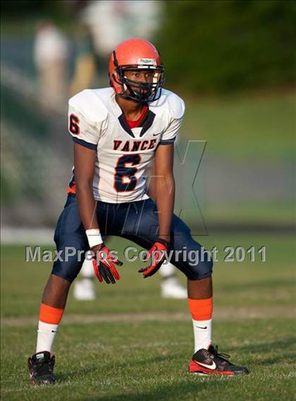 Thumbnail 3 in Vance vs. Independence photogallery.