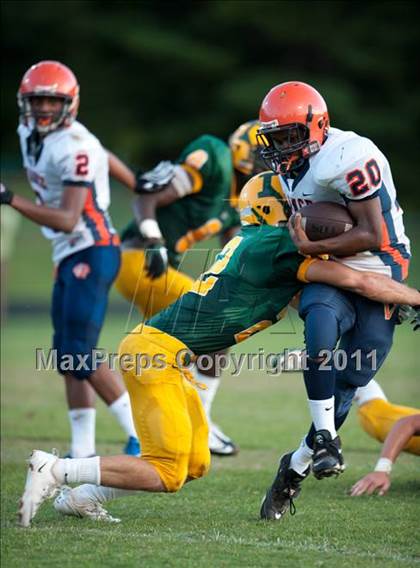 Thumbnail 2 in Vance vs. Independence photogallery.
