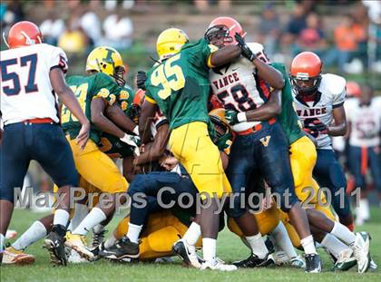 Thumbnail 3 in Vance vs. Independence photogallery.