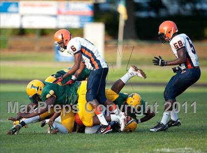 Thumbnail 3 in Vance vs. Independence photogallery.