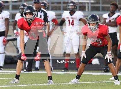 Thumbnail 3 in Bowie vs Del Valle photogallery.