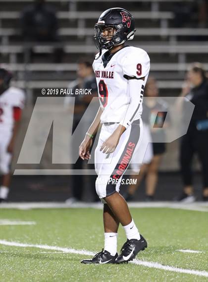 Thumbnail 2 in Bowie vs Del Valle photogallery.