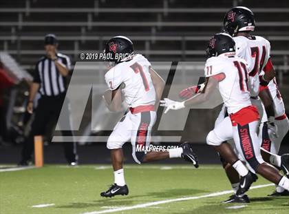 Thumbnail 3 in Bowie vs Del Valle photogallery.