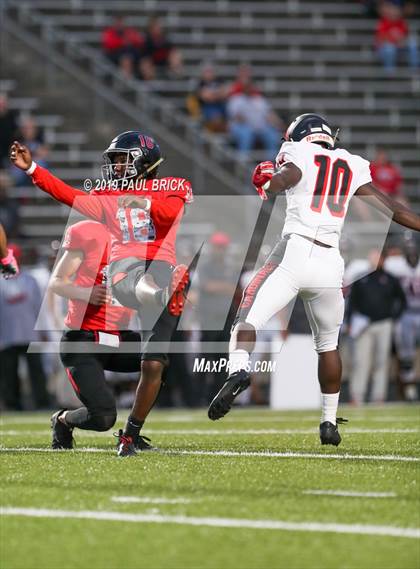 Thumbnail 1 in Bowie vs Del Valle photogallery.