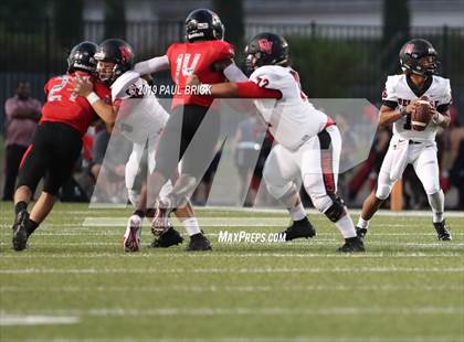 Thumbnail 3 in Bowie vs Del Valle photogallery.
