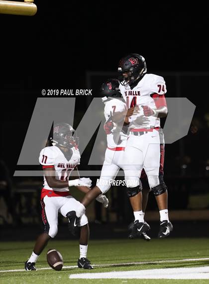 Thumbnail 1 in Bowie vs Del Valle photogallery.
