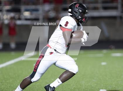 Thumbnail 2 in Bowie vs Del Valle photogallery.