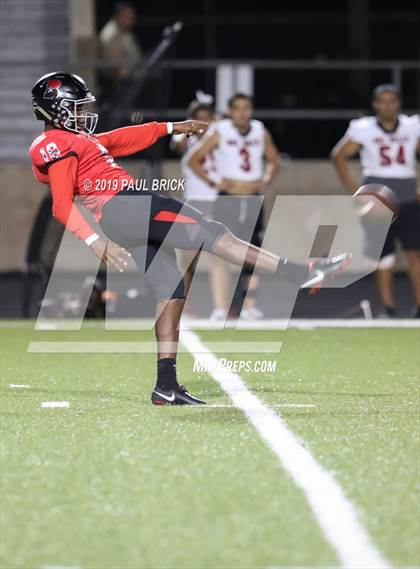 Thumbnail 1 in Bowie vs Del Valle photogallery.