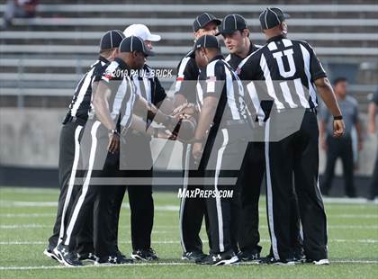 Thumbnail 1 in Bowie vs Del Valle photogallery.