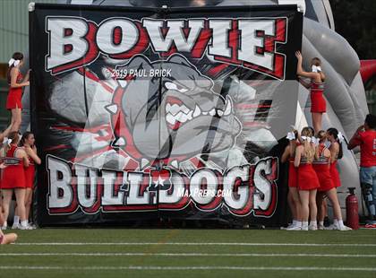 Thumbnail 3 in Bowie vs Del Valle photogallery.
