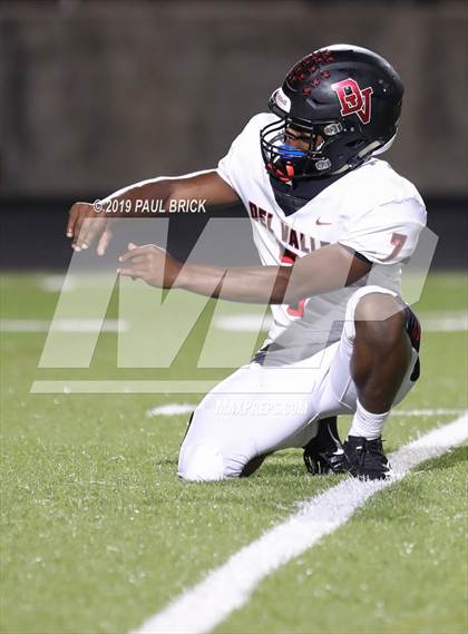 Thumbnail 2 in Bowie vs Del Valle photogallery.
