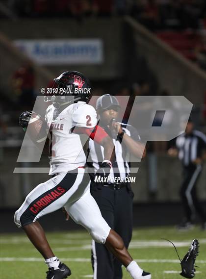 Thumbnail 1 in Bowie vs Del Valle photogallery.